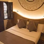 Boutique Patio Del Posadero