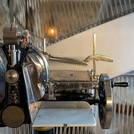 Boutique Patio Del Posadero