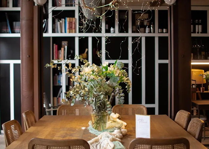 Boutique Patio Del Posadero