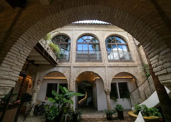 מלון Boutique Patio Del Posadero