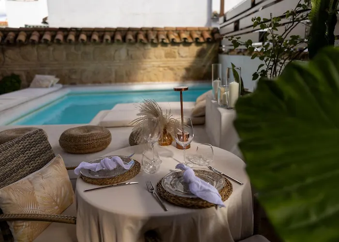 Boutique Patio Del Posadero