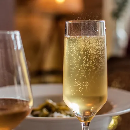 Boutique Patio Del Posadero Hotel