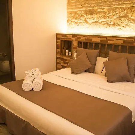 Boutique Patio Del Posadero 3*