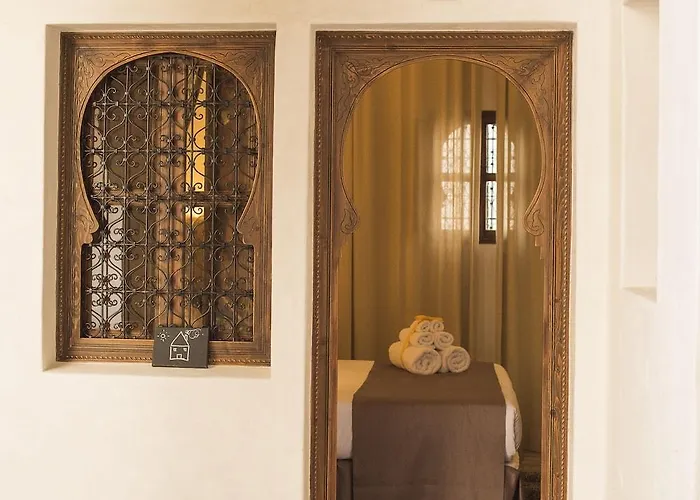 Boutique Patio Del Posadero מלון