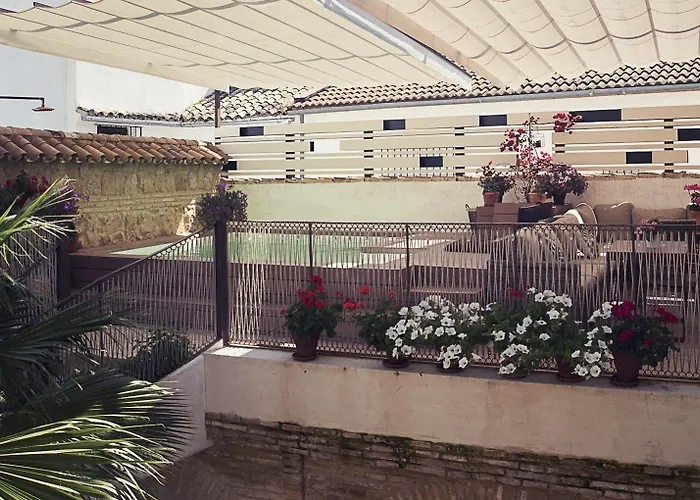 Boutique Patio Del Posadero