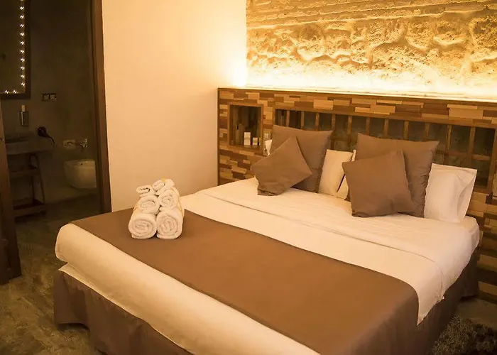 Boutique Patio Del Posadero 3*